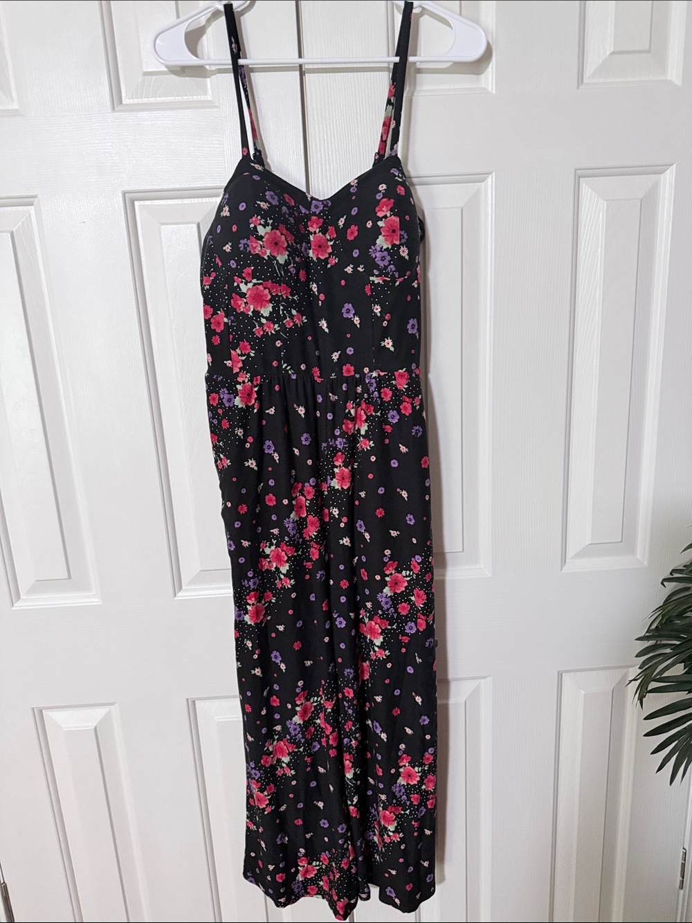 Black Floral Spaghetti-Strap Pocketed Jumpsuit - Pink & Purple Floral